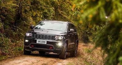 试大切诺基 不妨买台Jeep体验别样人生！