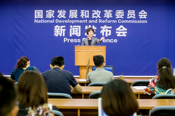 发改委孟玮：进一步放宽新能源等领域外商准入资格
