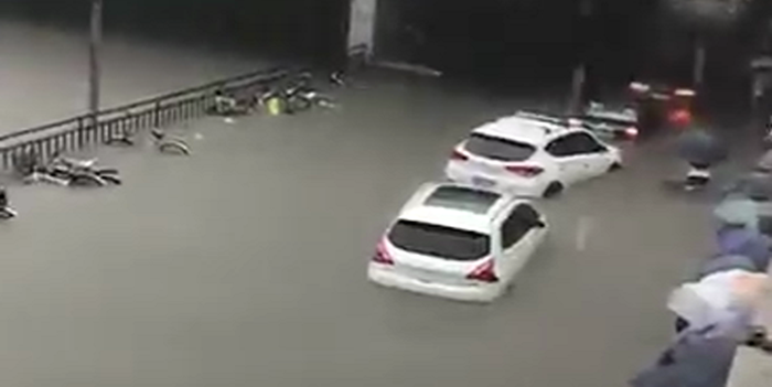 如何甄别泡水车？这几个简单的小技巧告诉你
