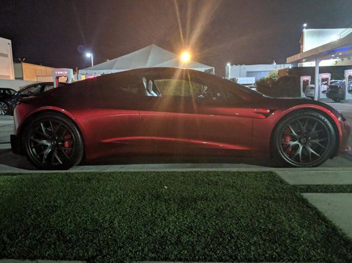 电动汽车，黑科技，前瞻技术，热点车型，特斯拉Roadster,特斯拉Roadster订金,特斯拉Roadster照片曝光