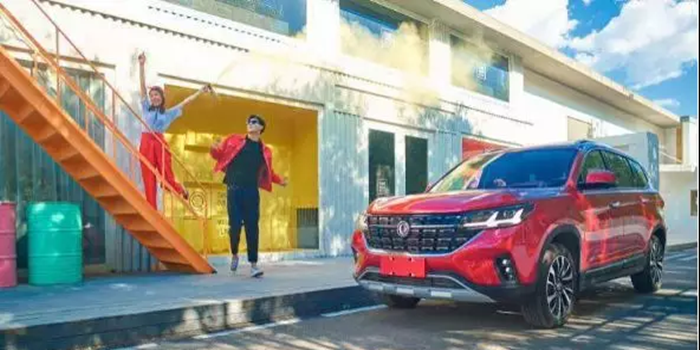 相亲时代的杀手锏 东风风行T5这波操作赢了