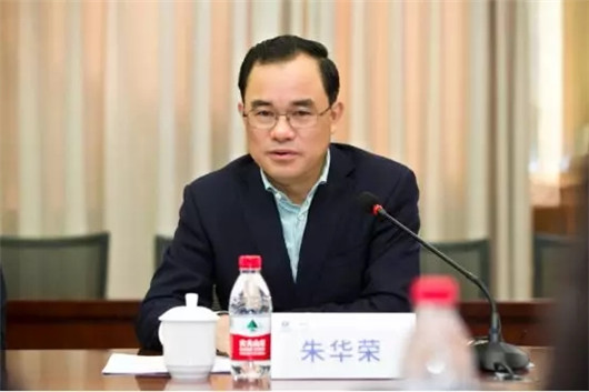 长安汽车，两会汽车,朱华荣两会