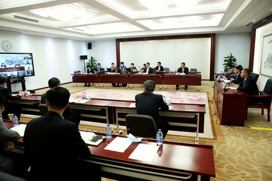 政策，疫情，汽车供应链