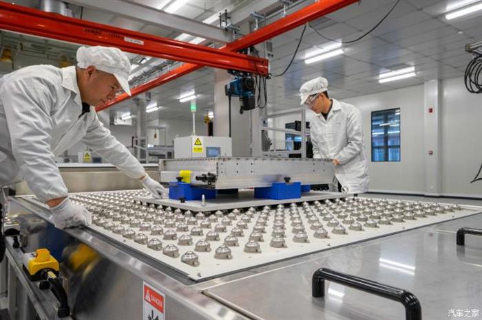 电池，伟巴斯特，伟巴斯特动力电池