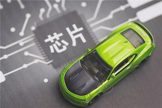 芯片断供影响不断扩大 自研自产会成为车企选择吗？