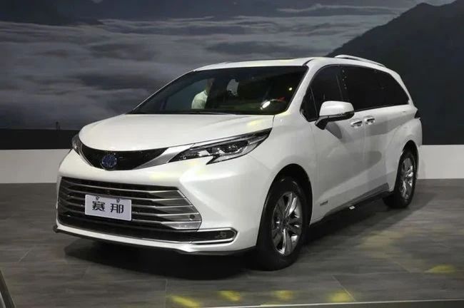 “普通且自信”的赛那，会是别克GL8的对手吗？