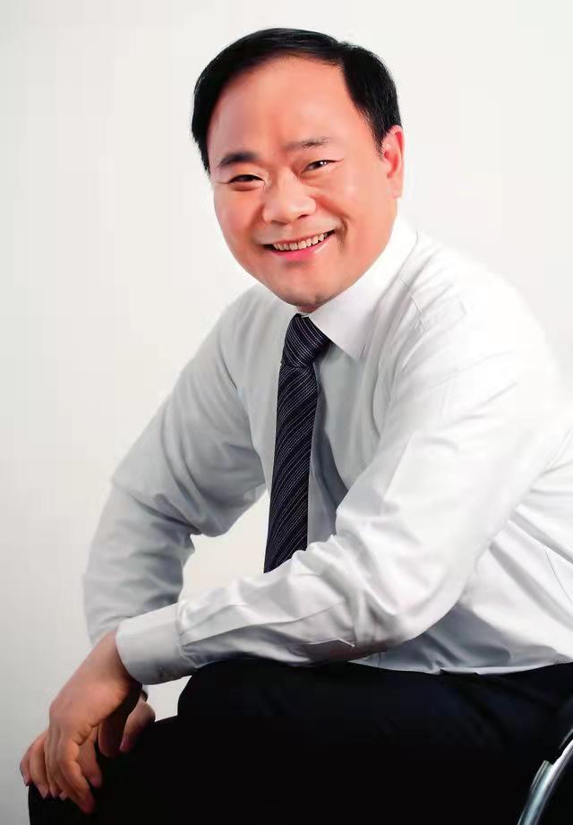 李书福进军手机领域  定位高端服务全球