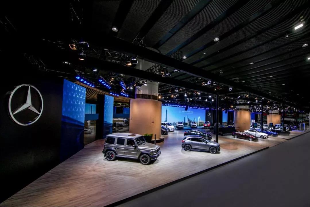 新一代AMG GT四门跑车上市引爆，广州车展的奔驰展台有什么魅力？