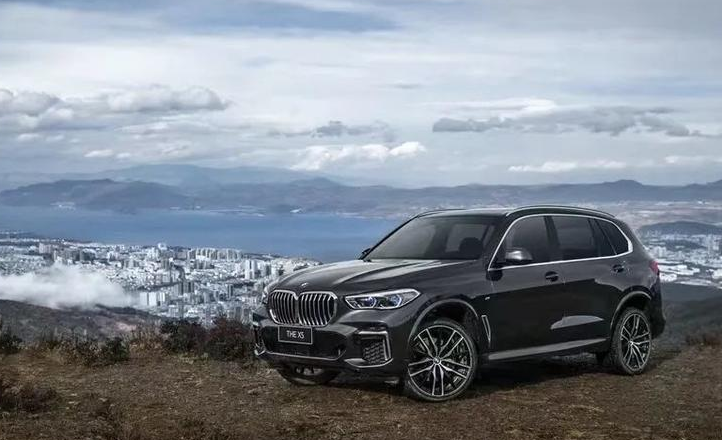 全新宝马X5全系加价提车，3.0T车型加四万