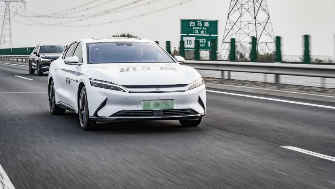《拼车局》现场体验，小鹏P7让你瞬间忘掉特斯拉Model 3