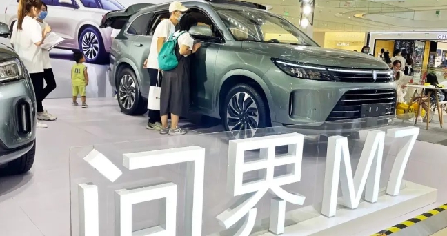 熬过了2023，问界和小鹏更懂“起死回生”
