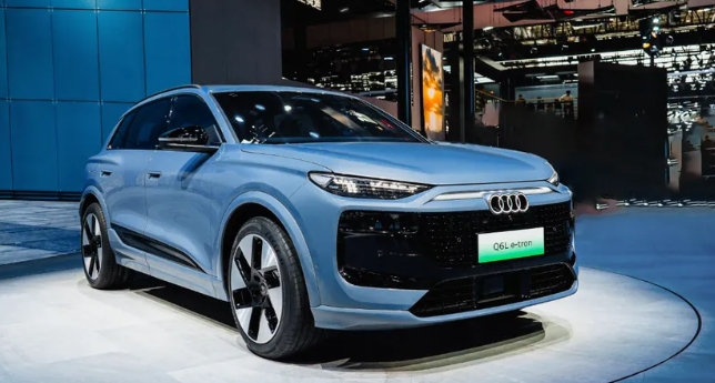 全新奥迪Q6L e-tron亮相北京车展，一汽奥迪电动化启新篇