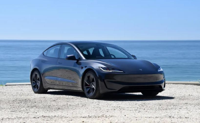 便宜3万块，没有皮座椅和后排屏的丐版Model 3你接受吗？