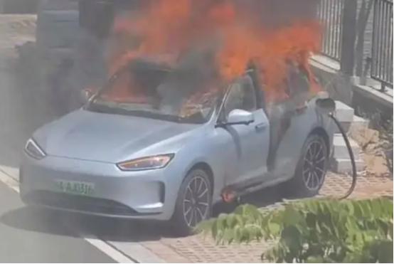 问界M5充电起火，赛力斯紧急回应