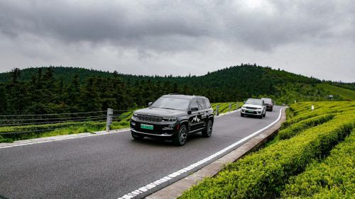 售价有惊喜？新款Jeep大切诺基4xe即将上市
