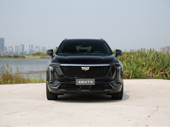 全新凯迪拉克XT5开启预售，预售价27.99万起