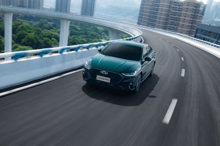 2.0T车型12.29万起售，艾瑞泽8 PRO要唤醒年轻人的赛道基因