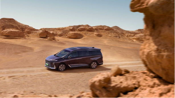 综合续航里程1450km 别克全新GL8陆尊开启预售